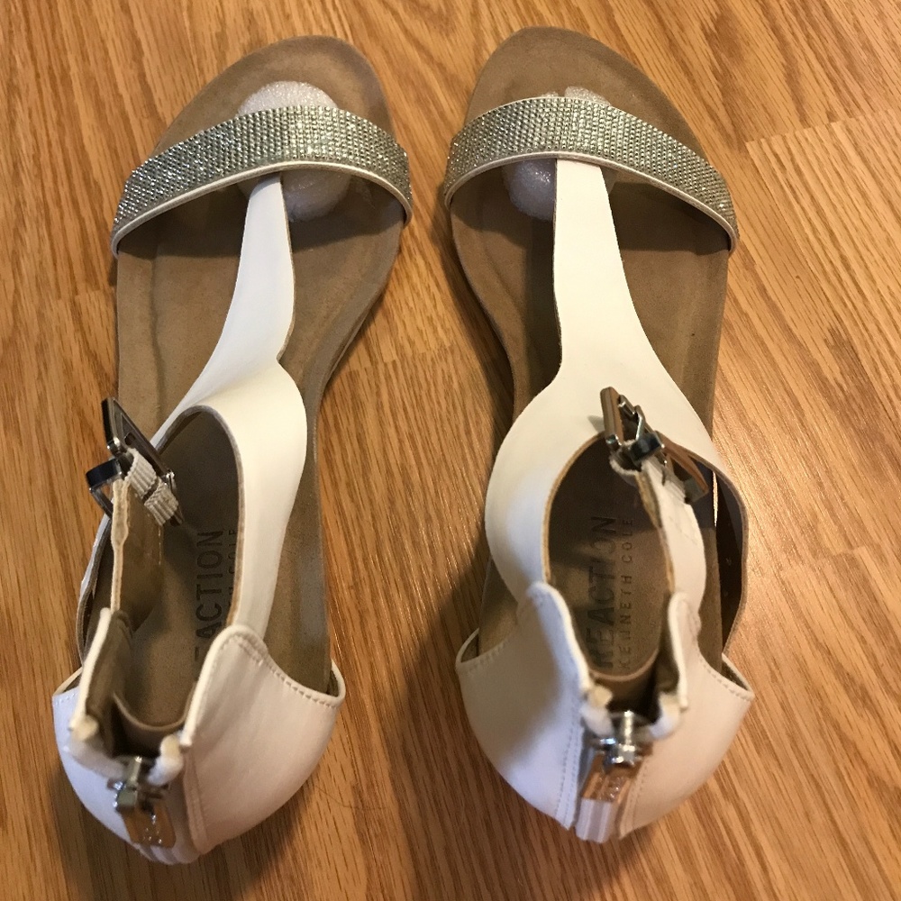 Kenneth Cole Great Gal 2 Sandals. FINAL SALE!!!